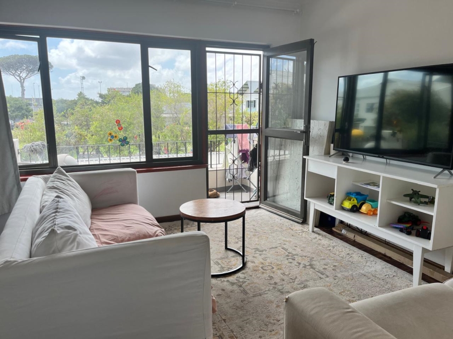 To Let 2 Bedroom Property for Rent in Pinelands Western Cape